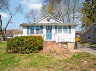 44 Lakeview Ter, Oakland, NJ 07436
