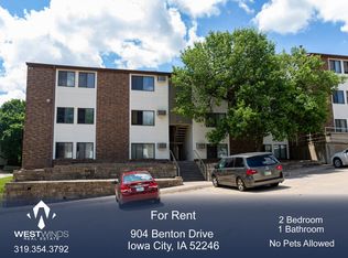 904 Benton Dr APT 11, Iowa City, IA 52246
