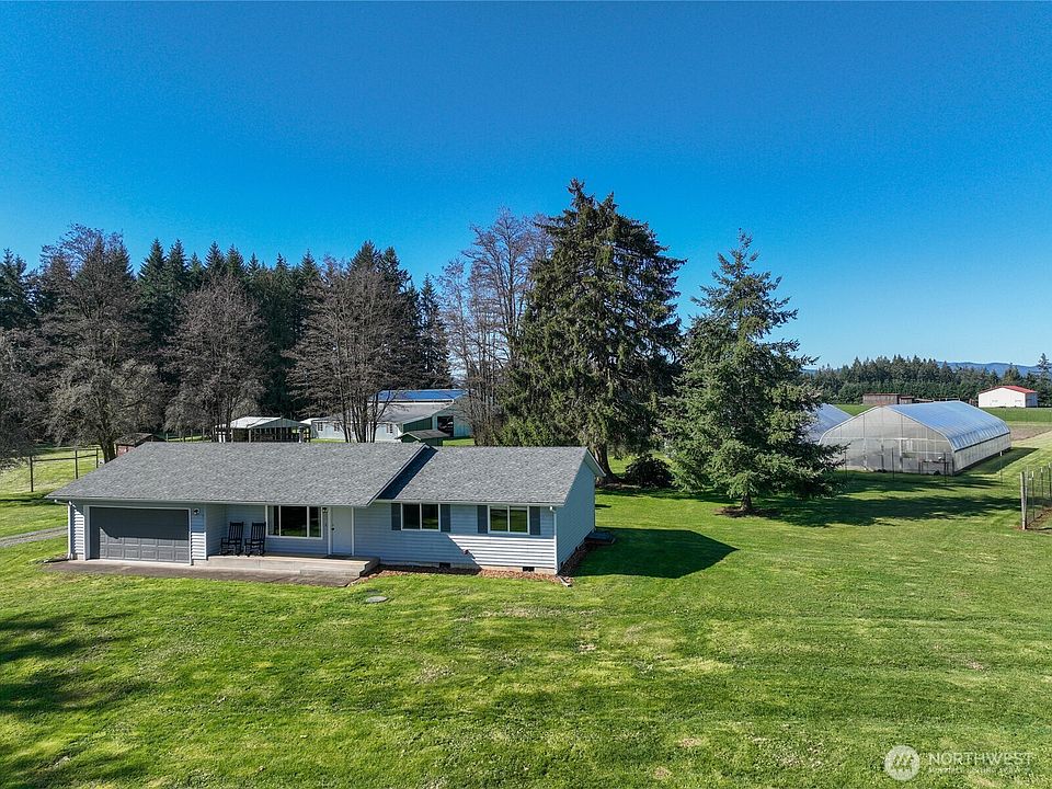 1st image of 217 Bay Road