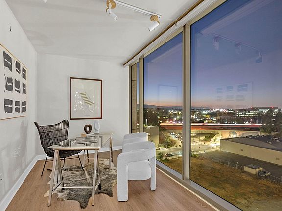 5th image of 38 N Almaden Blvd Unit 923