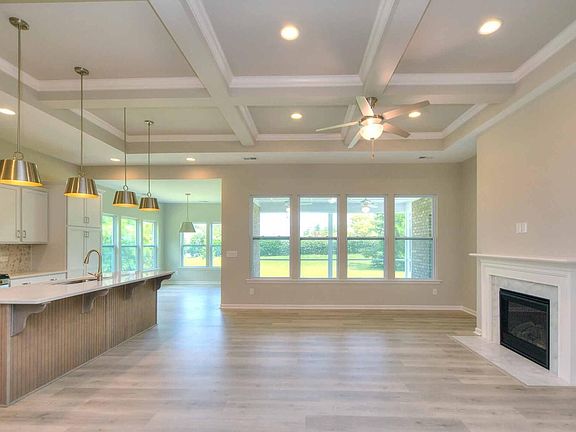 7th image of this home