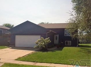 125 W Carroll St, Tea, SD 57064