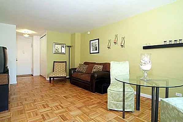Rented by Douglas Elliman | media 10