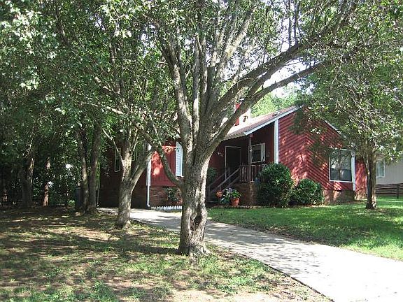 2nd image of 11706 Moonridge Dr