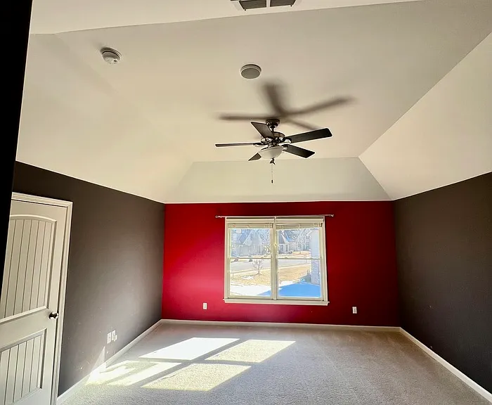 771 Six Oaks Ln — Photo 32