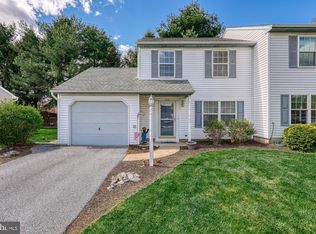 104 Meadowcroft Ln, Lancaster, PA 17603