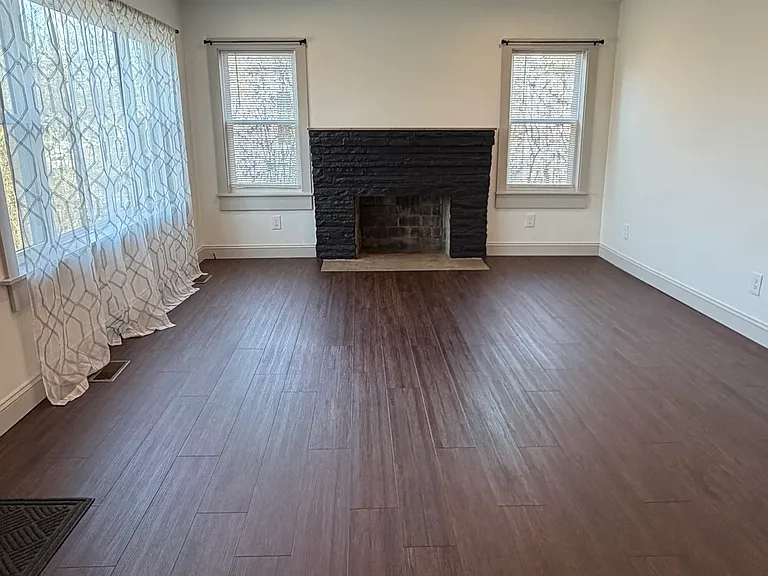 1005 Virginia Ave — Photo 6