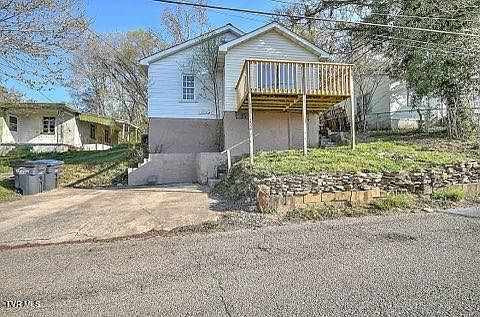 1st image of 133 Mullins St