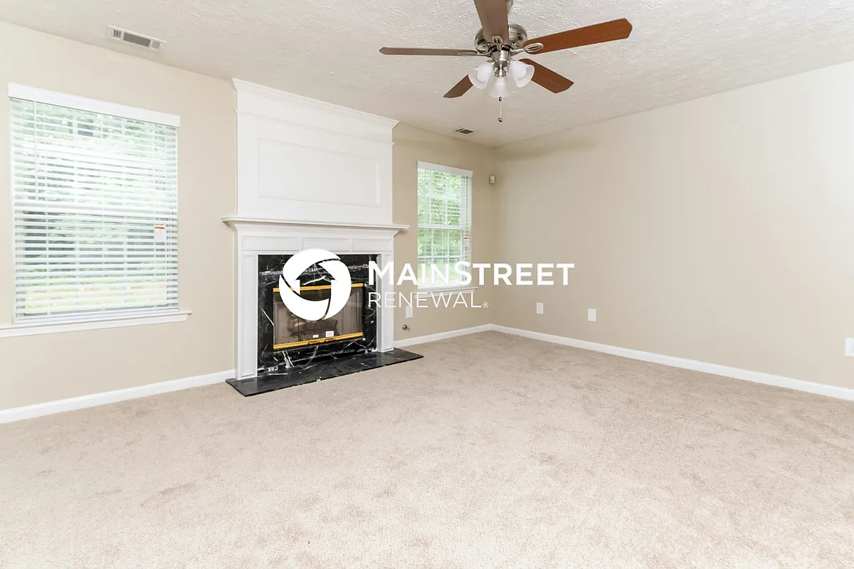 Living Room - 1496 Paladin Ct