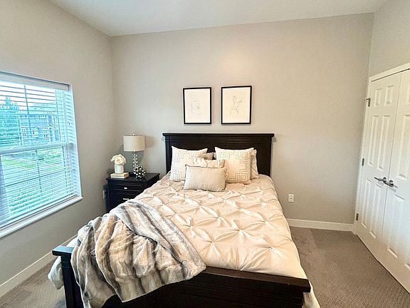 2nd image of 2635 Kelley Pkwy #229