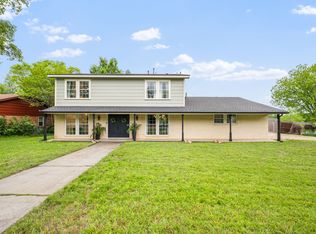 1406 Greenbrier Dr, Sherman, TX 75092