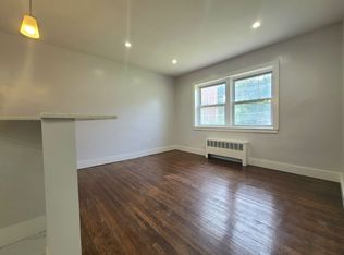 298 Grafton Ave #1, Newark, NJ 07104