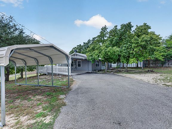 3rd image of 1516 Ranchero Rd