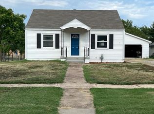 416 N Rothsay Ave, Minneapolis, KS 67467