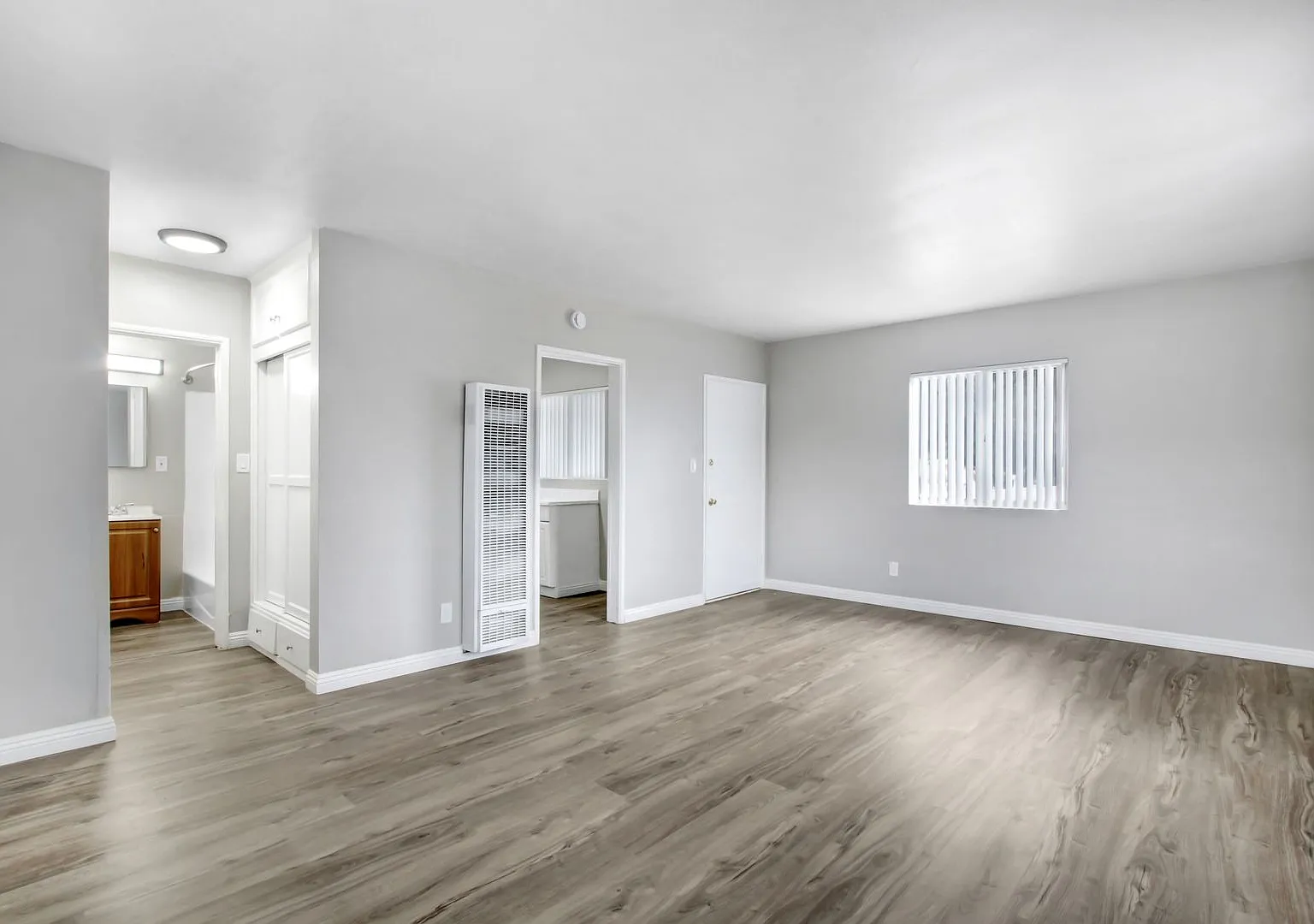 Potomac Apartments — Photo 1