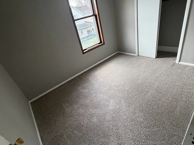 3019 Broadway #2 — Photo 2
