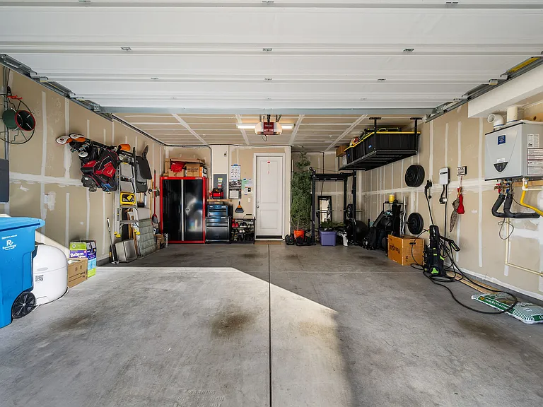 1304 Bloom Ln — Photo 42