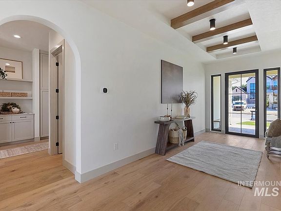 3rd image of 3491 N Templeton Way