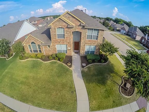 2nd image of 122 Maywood Dr