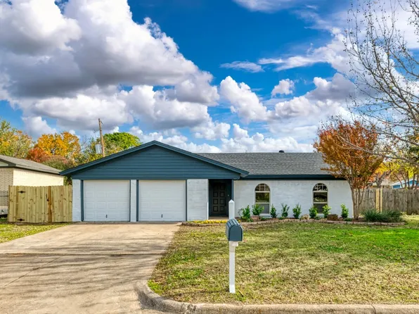 6412 Marlette Ct, North Richland Hills, TX 76182