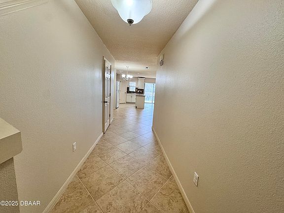 3rd image of 113 Tarracina Way
