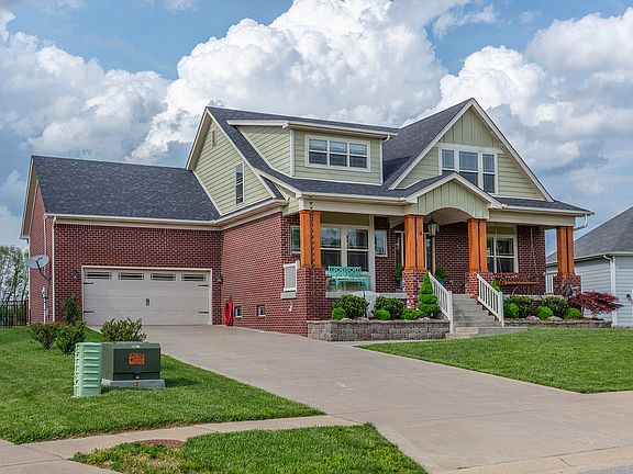 2nd image of 156 Washington Commons Dr