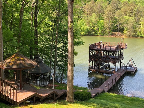 4th image of 6633 Cape Haven Dr