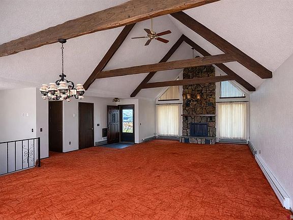 3rd image of 2323 Pioneer Road