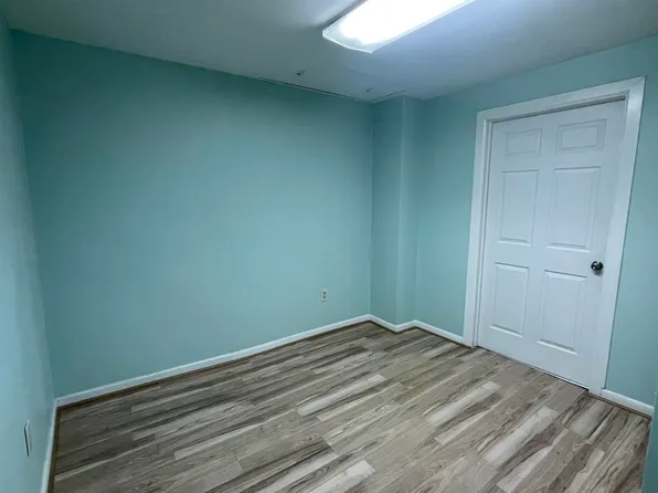 1971 Kennedy Boulevard image 5 of 7