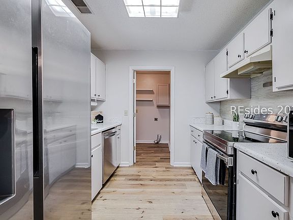 5th image of 1750 Ashton Dr