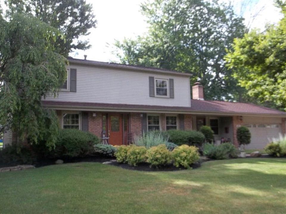 1st image of 616 Marseille Cir