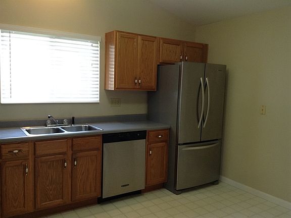 5th image of 1153 Poplar Hill Dr
