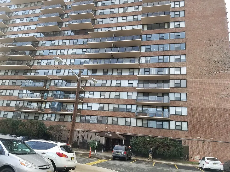 270 Luis M Marin Blvd #8S