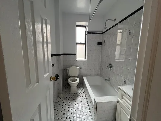 Rented by Voro NYC | media 7