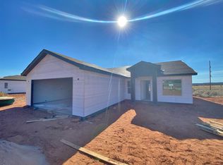 1128 E Manzanita Dr, Apple Valley, UT 84737