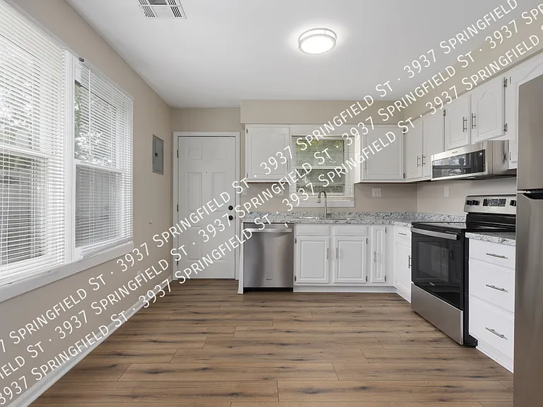 3937 Springfield St — Photo 7
