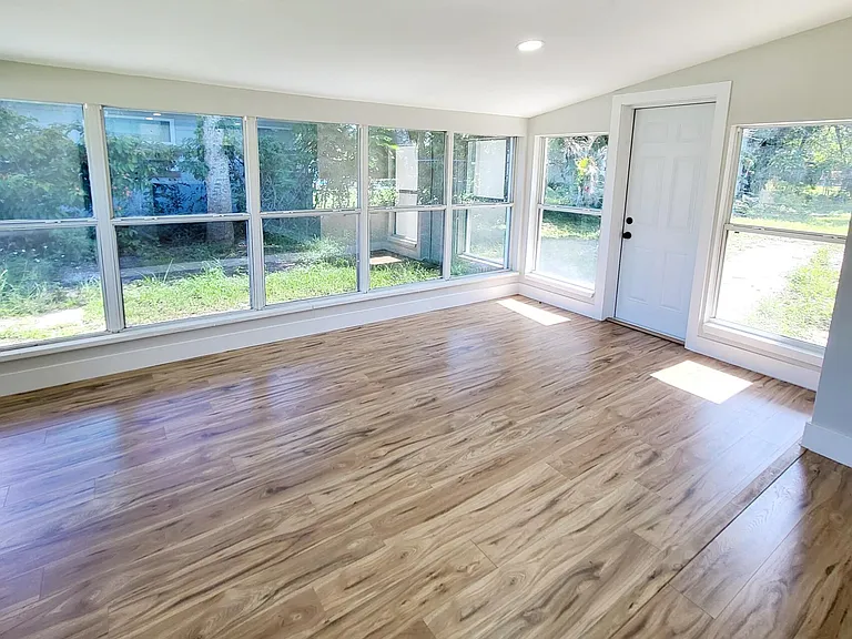 1660 Vernon Dicks Dr — Photo 6