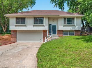 3442 SE 36th St, Topeka, KS 66605