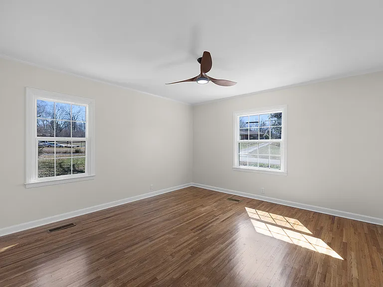 383 Mebanewood Dr — Photo 17