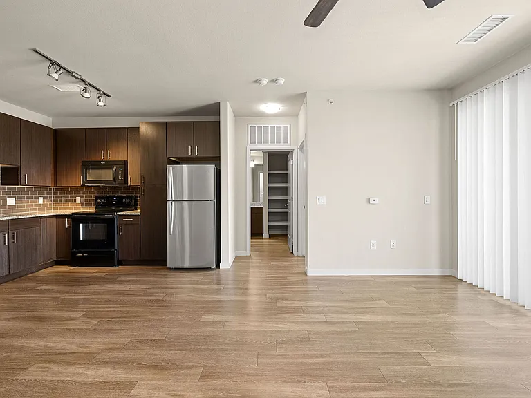 HiLine at Littleton Commons apartments community photo