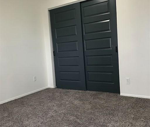 4th image of 2351 Beechmont Ave #3