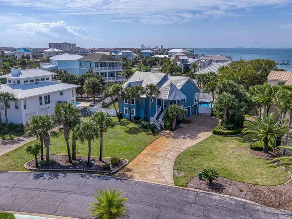 5 Sugar Bowl Ln, Pensacola Beach, FL 32561