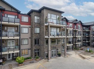 Tamaya Terrace, Edmonton, AB T6W 1X2