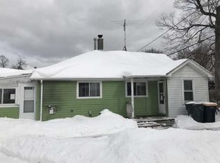 2408 S 81st St, West Allis, WI 53219