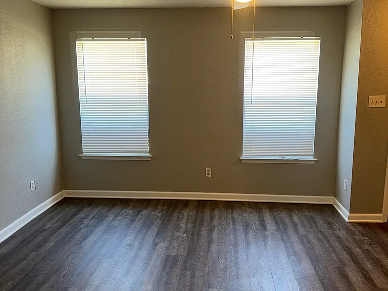 3017 W Sycamore Cir #3017 — Photo 3