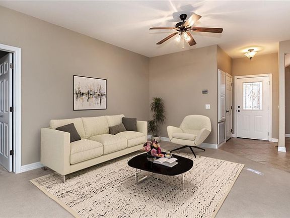 2nd image of 10 Bromyard Ln