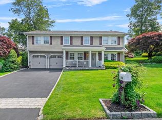 1658 Summit St, Yorktown Heights, NY