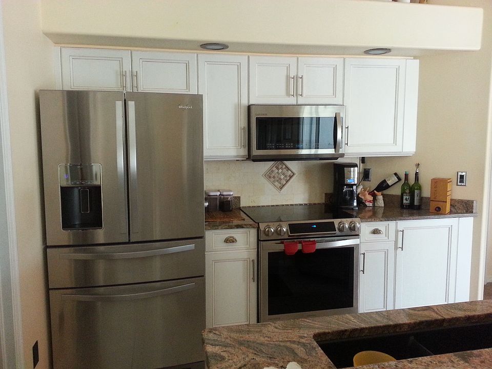 2nd image of 4910 SW 20th Pl