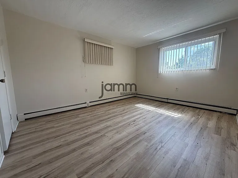 3160 W 14th St #203 — Photo 7