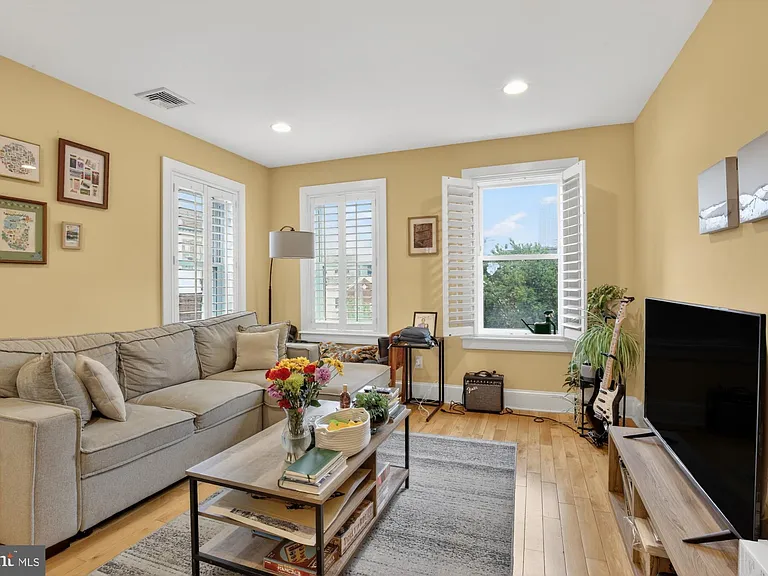 1712 Green St #4 — Photo 10